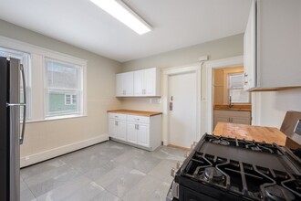 48 Belden St, Unit #2 in Boston, MA - Building Photo - Building Photo