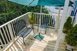 142 Neal St, Unit 3 in Portland, ME - Building Photo