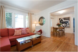 1109 Cabrillo Ave in Venice, CA - Building Photo - Building Photo