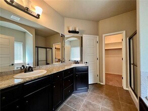 1230 Blue Willow Ave in Fayetteville, AR - Building Photo - Building Photo