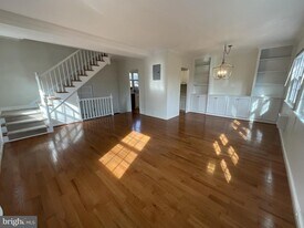 1927 N Quaker Ln in Alexandria, VA - Building Photo