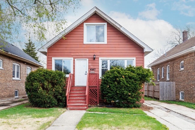 4167 Eberly Ave in Brookfield, IL - Building Photo - Building Photo