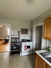 12 Court Park, Unit 3 in West Hartford, CT - Building Photo - Building Photo