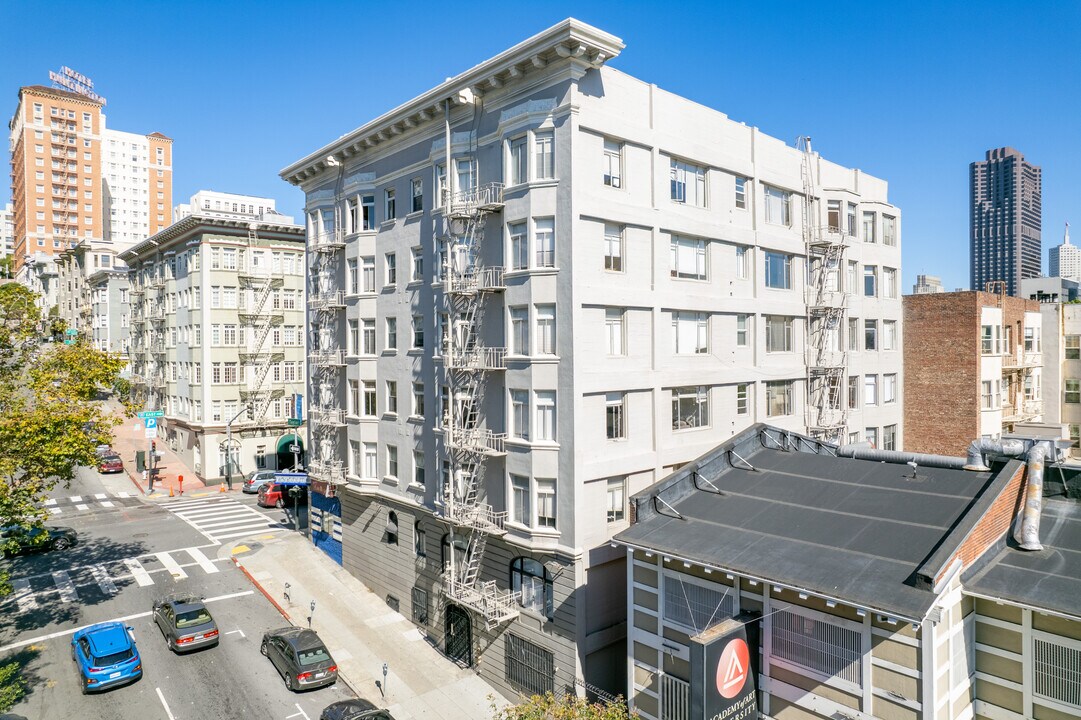 Alsace Court Apartments in San Francisco, CA - Building Photo