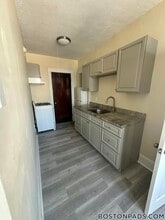 53 Fellsway W in Medford, MA - Building Photo - Building Photo