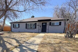 1620 Carrol Ct in Thornton, CO - Building Photo