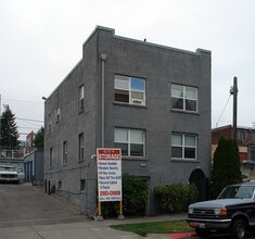 1134-1136 S Fawcett Ave in Tacoma, WA - Foto de edificio - Building Photo
