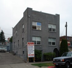 1134-1136 S Fawcett Ave in Tacoma, WA - Building Photo - Building Photo