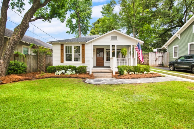 property at 203 S Fulton St