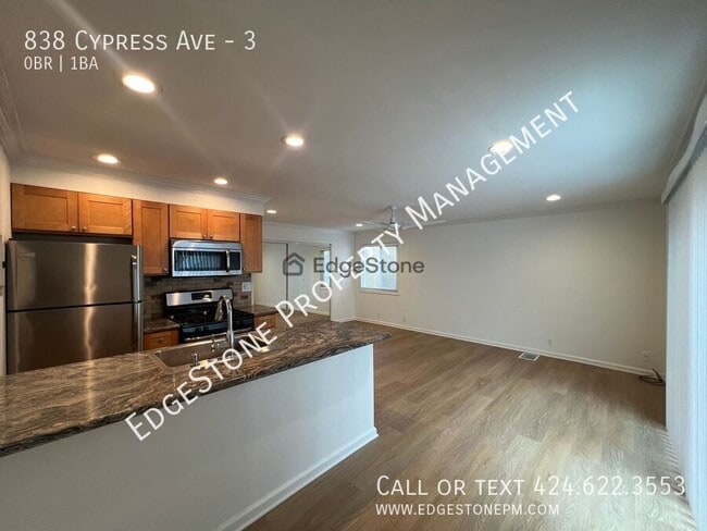 property at 838 Cypress Ave
