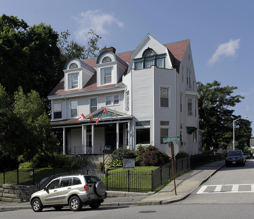 The Clarmont House in Worcester, MA - Building Photo