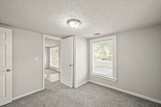 203 W Hart Ave in Pasadena, TX - Building Photo - Building Photo