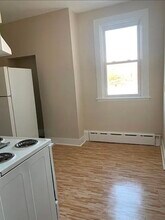 405 Butler St, Unit 3rd Floor in Etna, PA - Foto de edificio - Building Photo