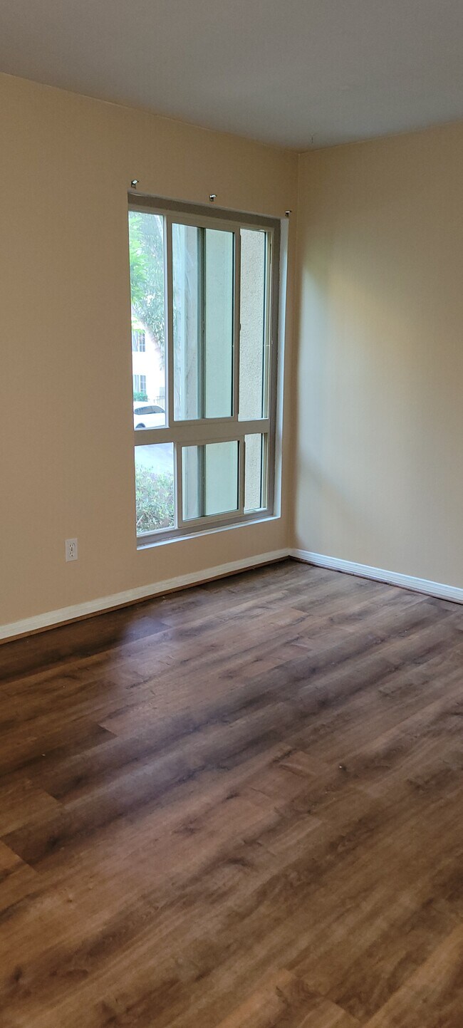 1611 Hotel Cir S, Unit A-213 in San Diego, CA - Foto de edificio - Building Photo