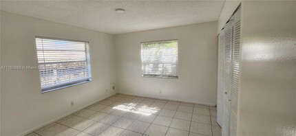 1750 SW 21st St in Fort Lauderdale, FL - Building Photo - Building Photo