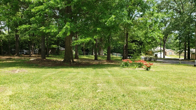 4220 Maplewood Dr in Decatur, GA - Building Photo - Building Photo