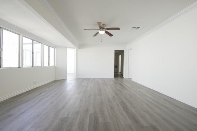 20701 Beach Blvd in Huntington Beach, CA - Building Photo - Building Photo