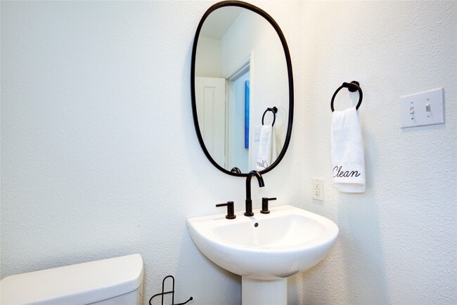 property at 76 Scarlet Woods Ct