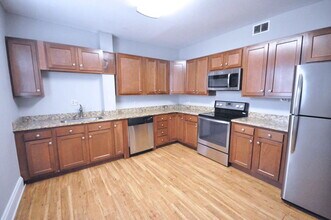 57 McMillen Ave in Columbus, OH - Foto de edificio - Building Photo