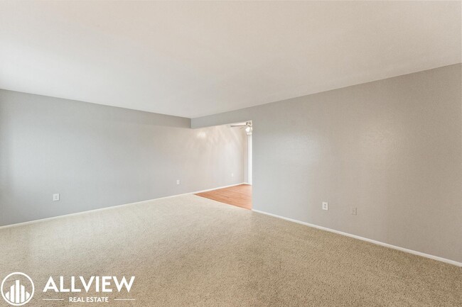 16781 Bardon Ln in Huntington Beach, CA - Building Photo - Building Photo