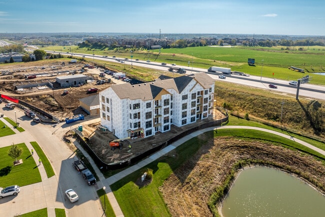 Five Fountains in Elkhorn, NE - Building Photo - Building Photo