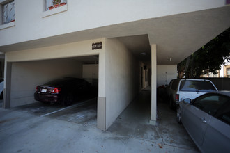 1139 S Sherbourne Dr in Los Angeles, CA - Building Photo - Building Photo