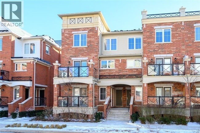 property at 2476 Post Rd