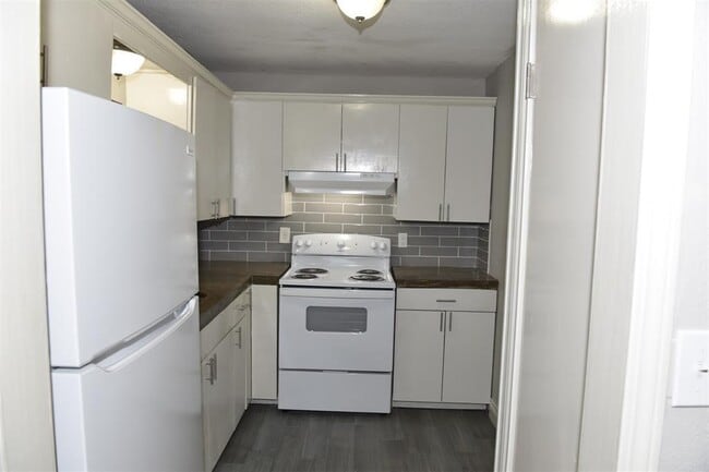 1928 Lori Ln in Channelview, TX - Building Photo - Building Photo