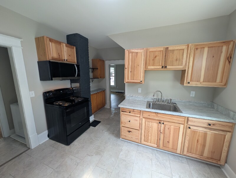 1825 Patterson Ave SW in Roanoke, VA - Building Photo