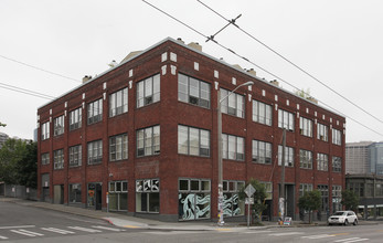 Portofino in Seattle, WA - Building Photo - Building Photo