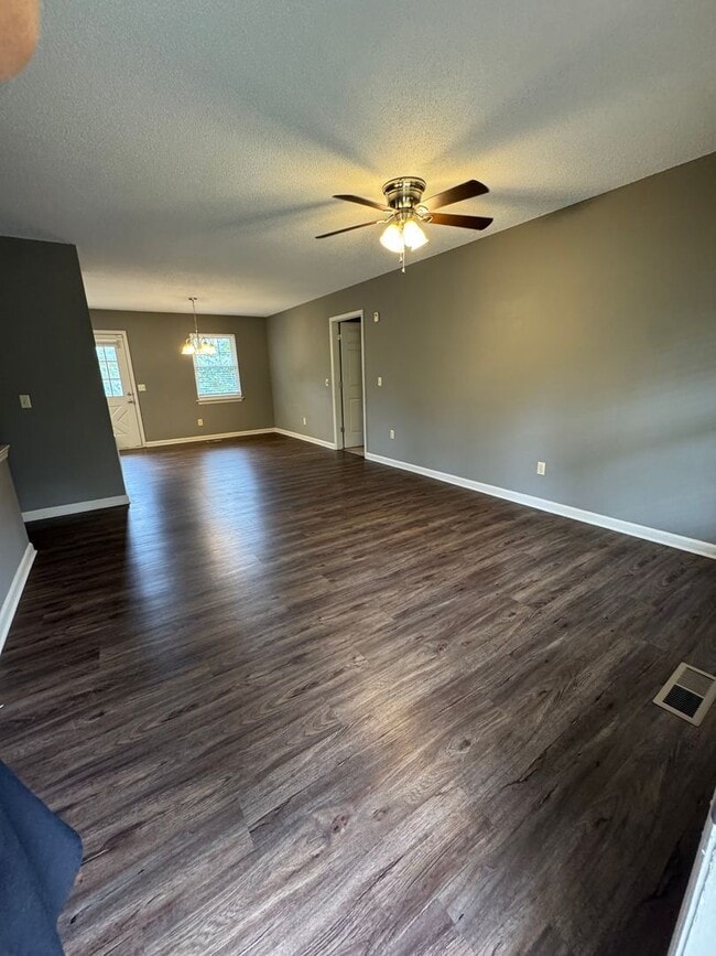735 Ashley Forest Dr in Chattanooga, TN - Building Photo - Building Photo