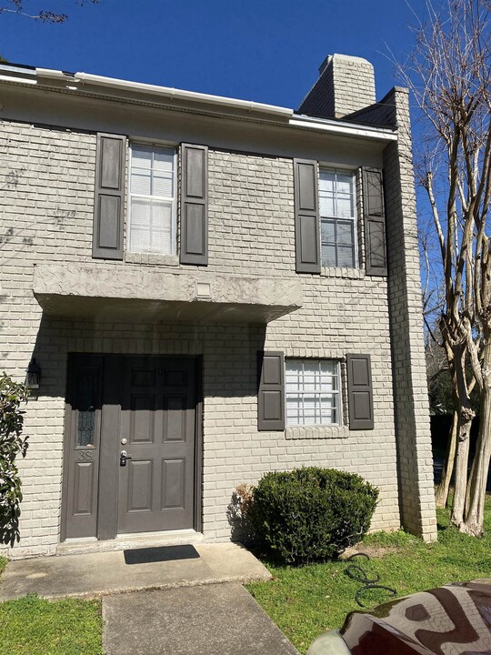 1625 Centerville Rd in Tallahassee, FL - Building Photo
