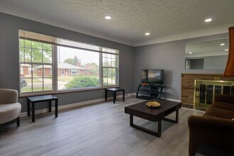 16814 Veronica Ave in Eastpointe, MI - Building Photo - Building Photo