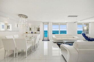 9511 Collins Ave in Surfside, FL - Building Photo - Building Photo