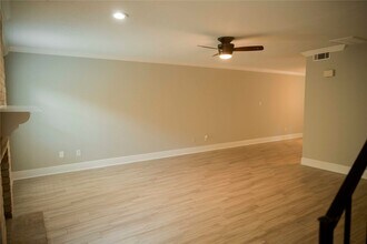 14209 Briarsage Ct in Houston, TX - Building Photo - Building Photo