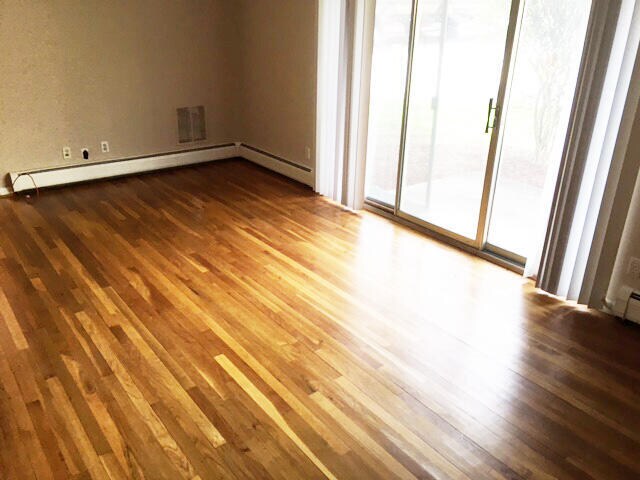 1225 Island Dr in Ann Arbor, MI - Building Photo