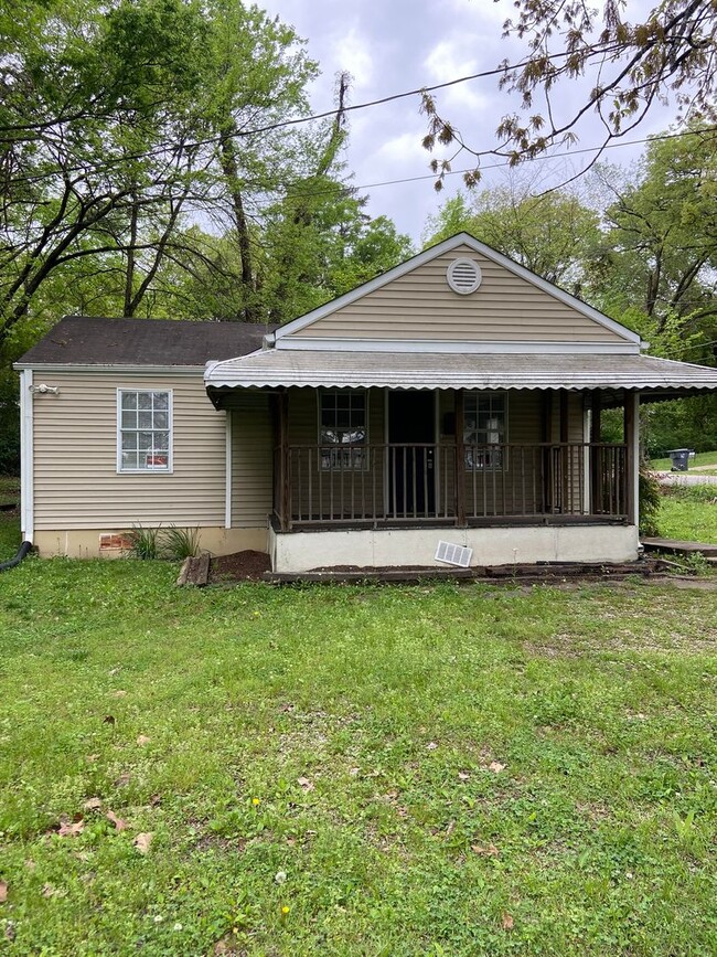 property at 109 18th Ave NW