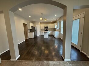 2384 Oakview Ct in Hebron, KY - Building Photo - Building Photo