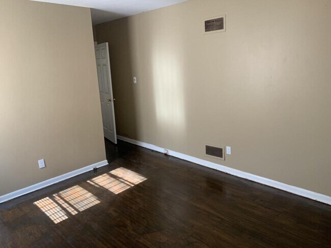 1865 S Lauderdale St in Memphis, TN - Building Photo - Building Photo