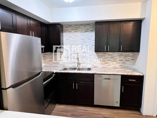 property at 5723 E G Ave