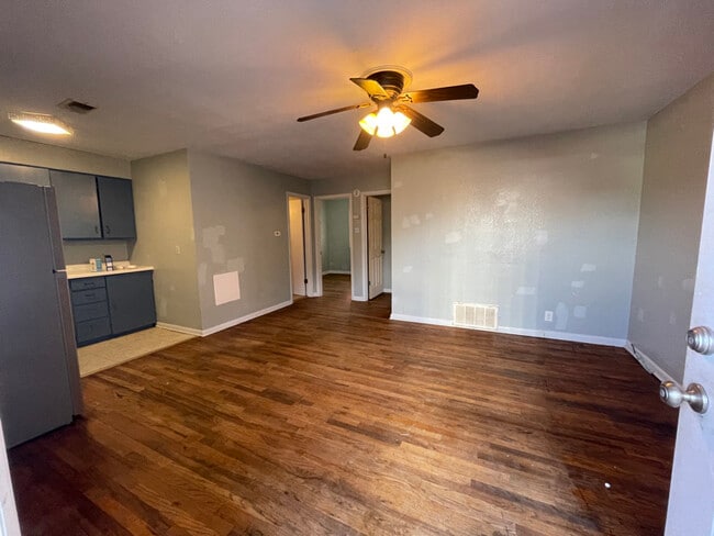 414 E Madison St in Pittsburg, KS - Building Photo - Building Photo