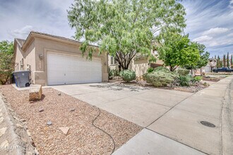 12217 Sitting Bull Dr in El Paso, TX - Building Photo - Building Photo