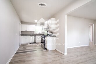 9 E 49th Pl N in Tulsa, OK - Building Photo - Building Photo