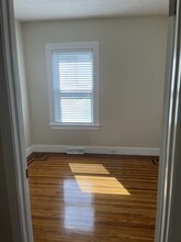 9 Sixth St, Unit 1 in East Providence, RI - Building Photo - Building Photo