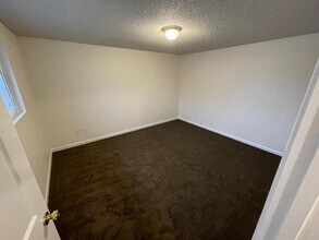 1640 Lawnridge St SW in Albany, OR - Building Photo - Building Photo