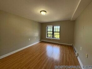 757 Highland Ave in Needham, MA - Building Photo - Building Photo