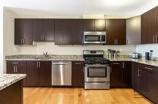 130 Tremont St, Unit 203 in Melrose, MA - Building Photo