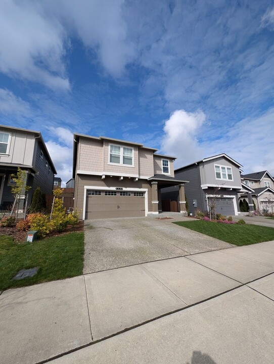 6038 Waverly Rd SW in Port Orchard, WA - Building Photo