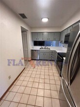 1000 Weathered Wood Cir in Winter Springs, FL - Building Photo - Building Photo