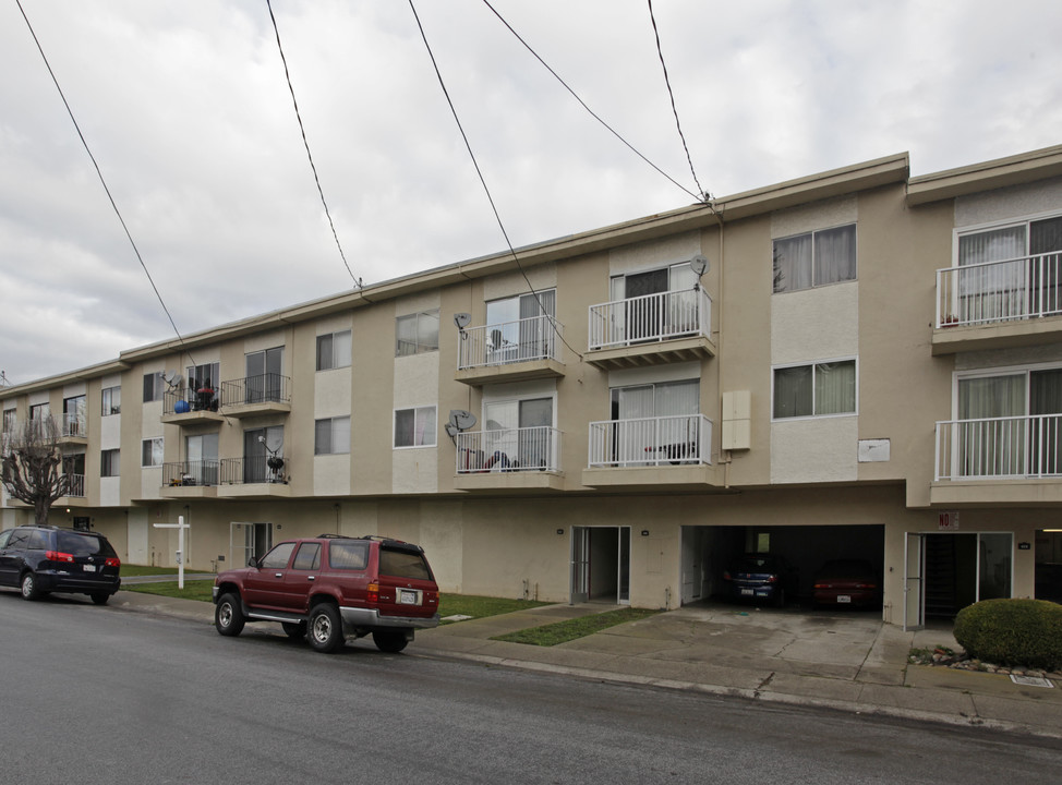 430-436 89th St in Daly City, CA - Building Photo